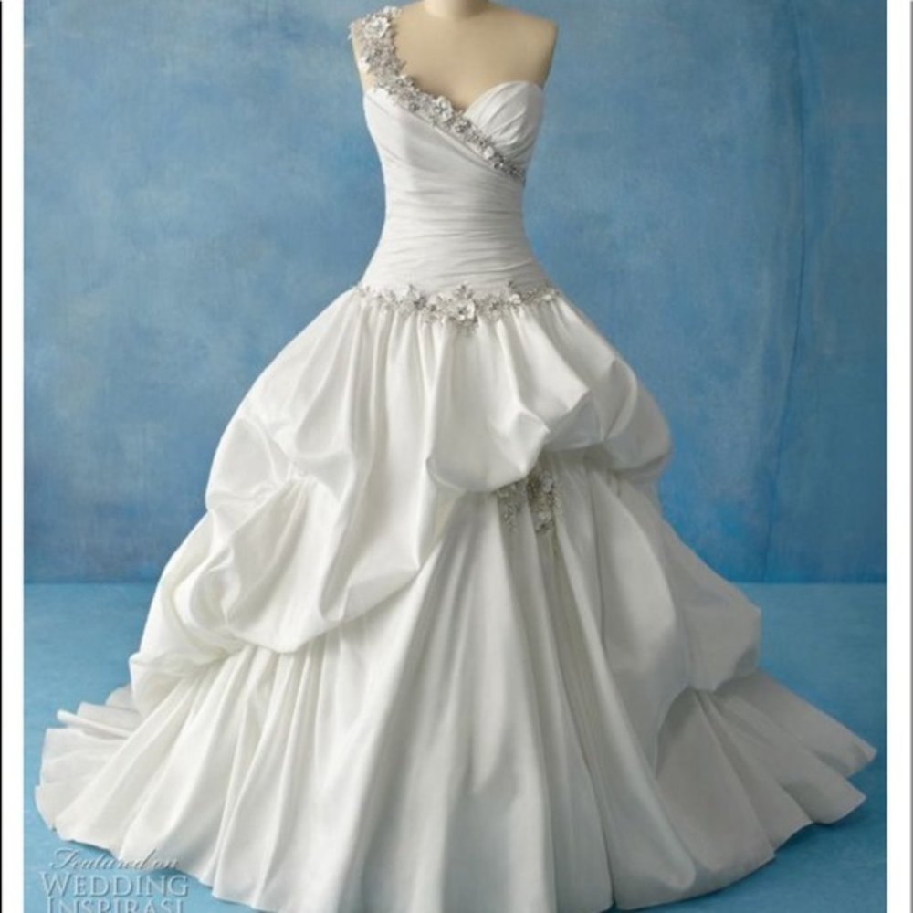 Alfred Angelo Disney Wedding Gown "Tiana"